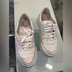 Gucci women gg embossed trainer white sneakers